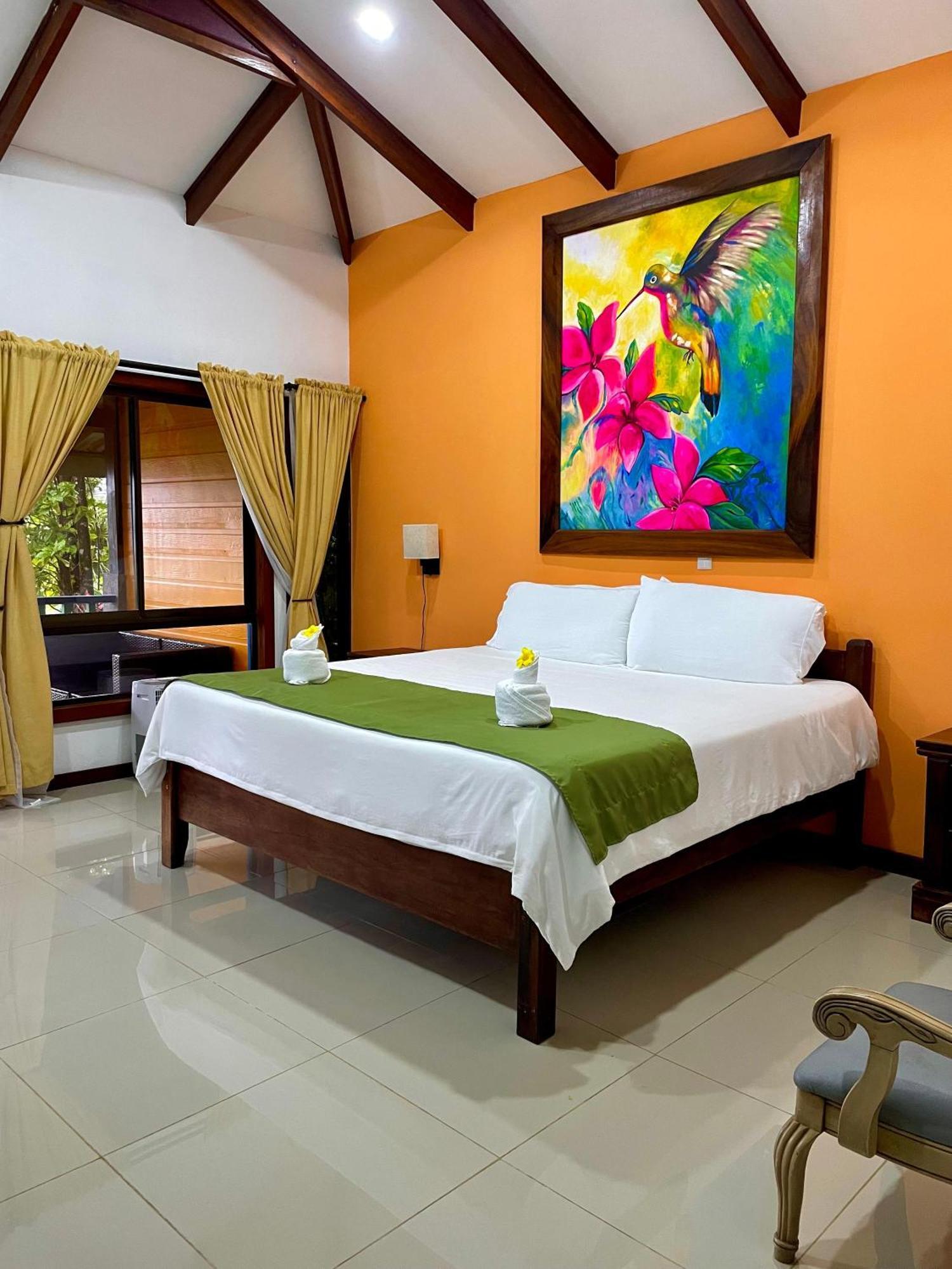 Heliconias Rainforest Lodge Bijagua Exterior foto